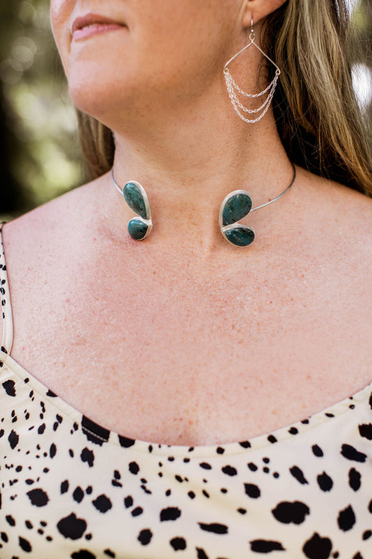 Breezy Butterfly Choker